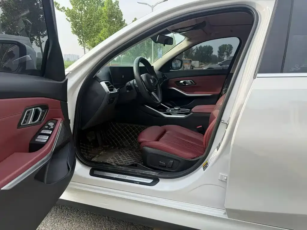 BMW i3 2025 из CN, фото 3