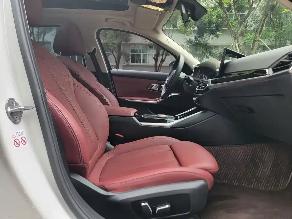 BMW i3 2024 из CN, фото 2