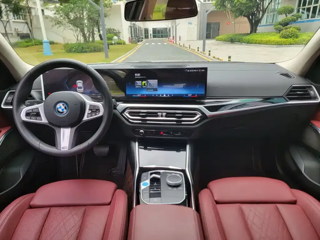 BMW i3 2024 из CN, фото 3