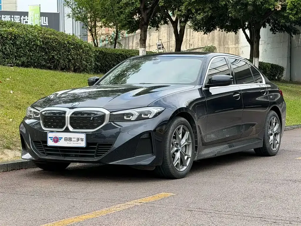 BMW i3 — фото 1