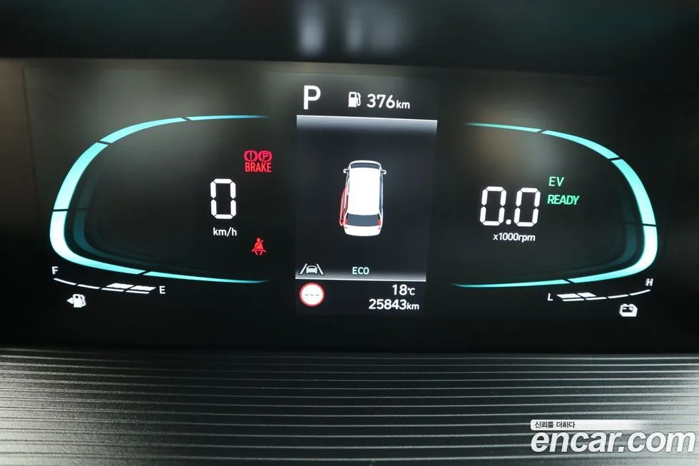 Hyundai Staria 2025 из KR, фото 3