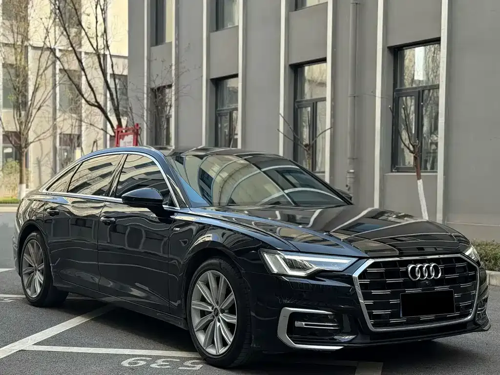 Audi A6L — фото 7