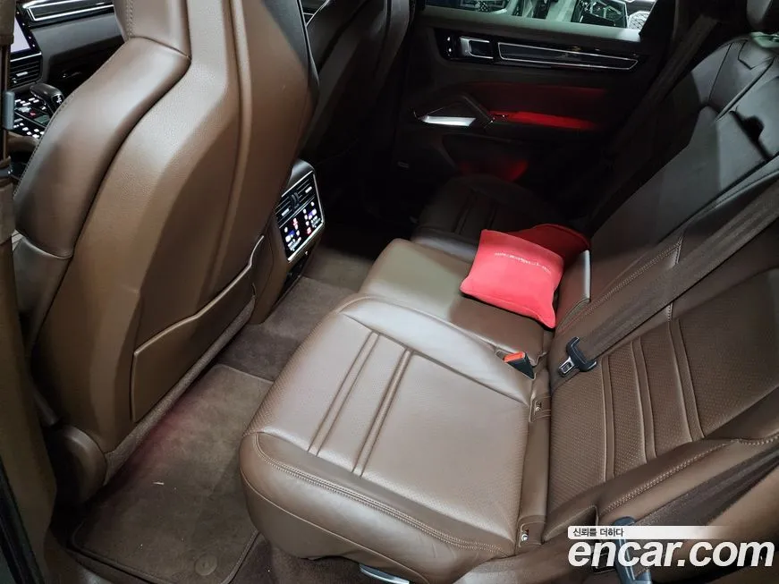 Porsche Cayenne 2021 из KR, фото 10