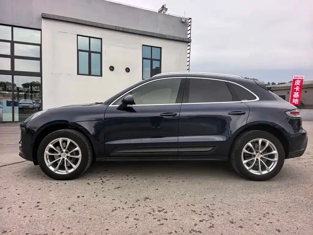 Porsche Macan — фото 7