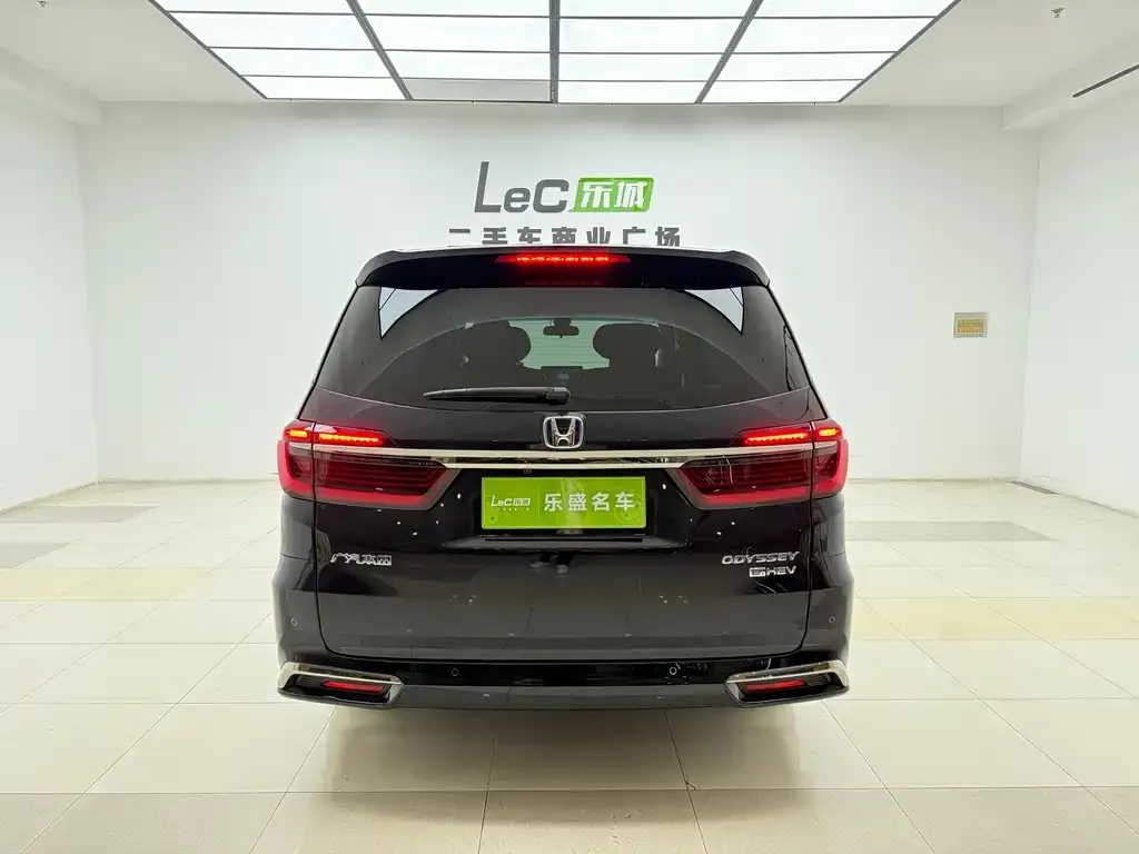 Honda Odyssey 2022 из CN, фото 4