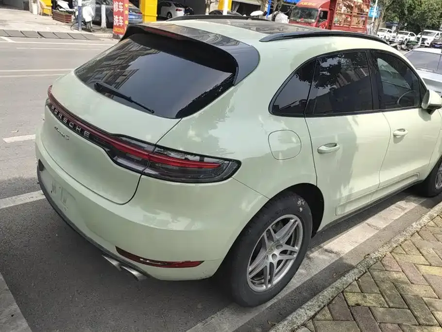 Porsche Macan — фото 10
