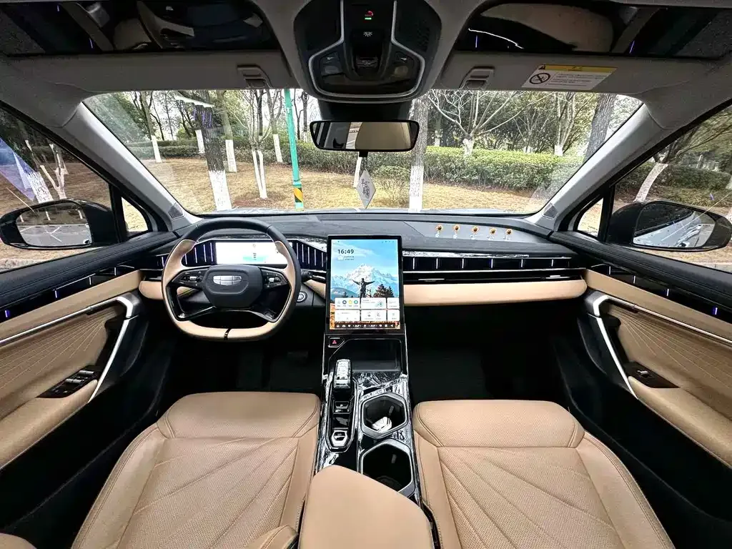 Geely Boyue L 2023 из CN, фото 3