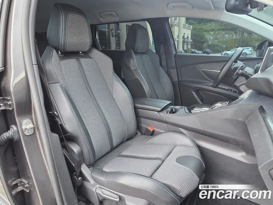 Peugeot 5008 2021 из KR, фото 7