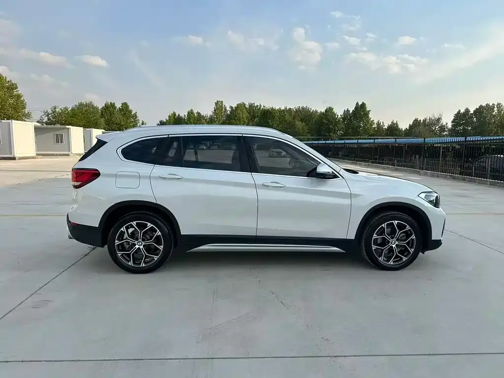 BMW X1 — фото 3