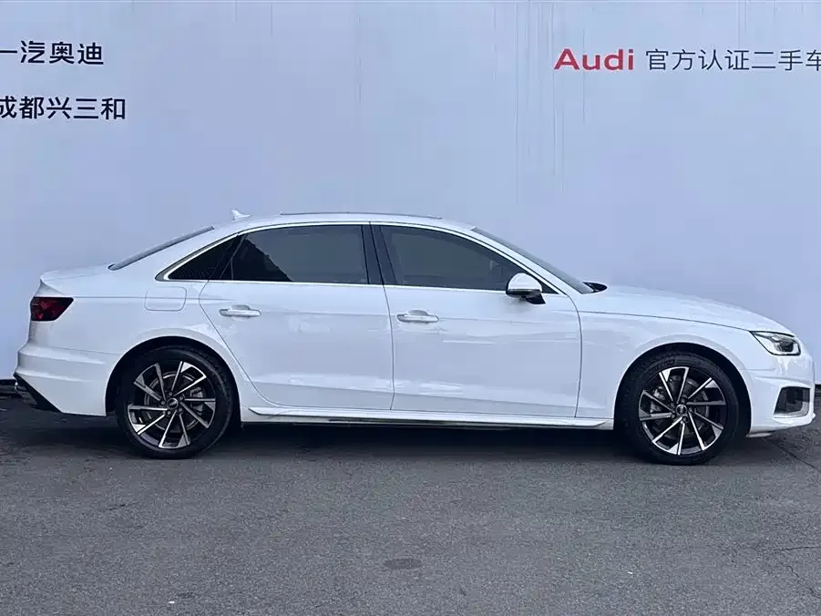 Audi A4L — фото 3