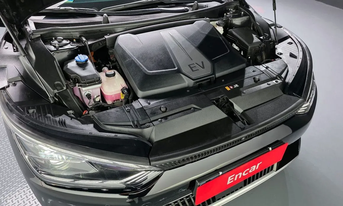 Kia EV6 — фото 9