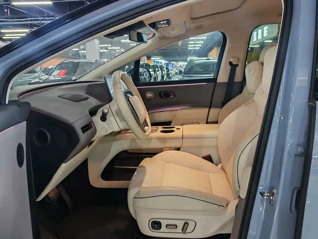 Li Auto i8 2025 из CN, фото 6