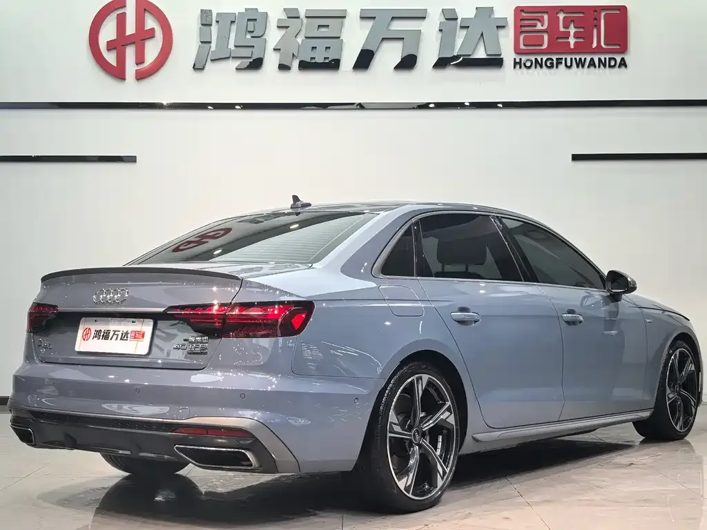 Audi A4L — фото 5