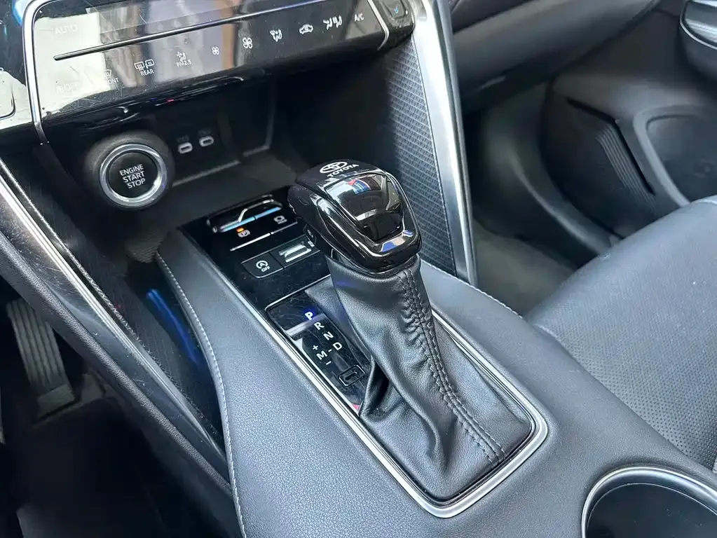Toyota Venza 2023 из CN, фото 5