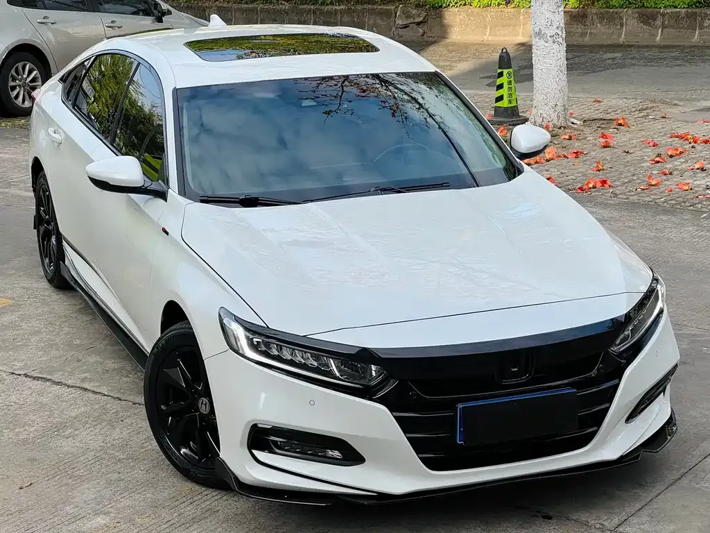 Honda Accord — фото 5