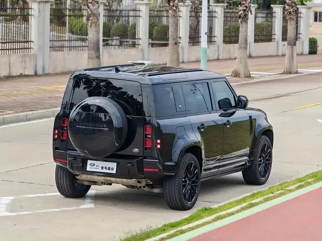 Land Rover Defender 2023 из CN, фото 7
