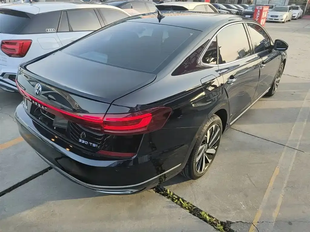 Volkswagen Passat — фото 3