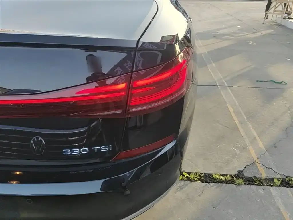 Volkswagen Passat — фото 4