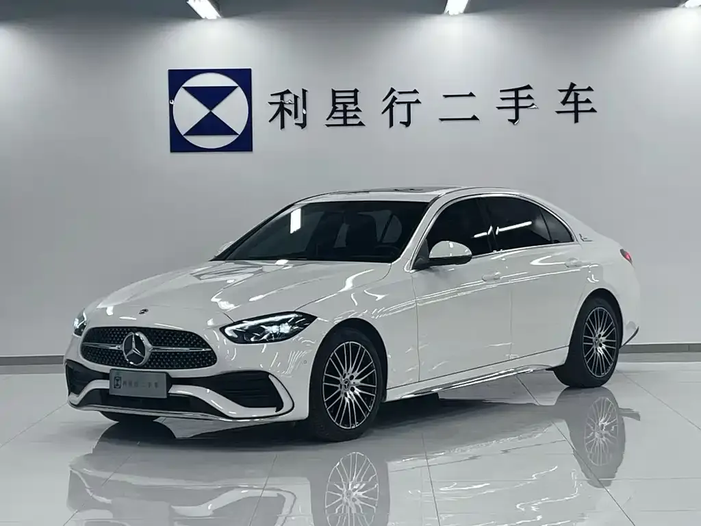 Mercedes-Benz C-Class — фото 1