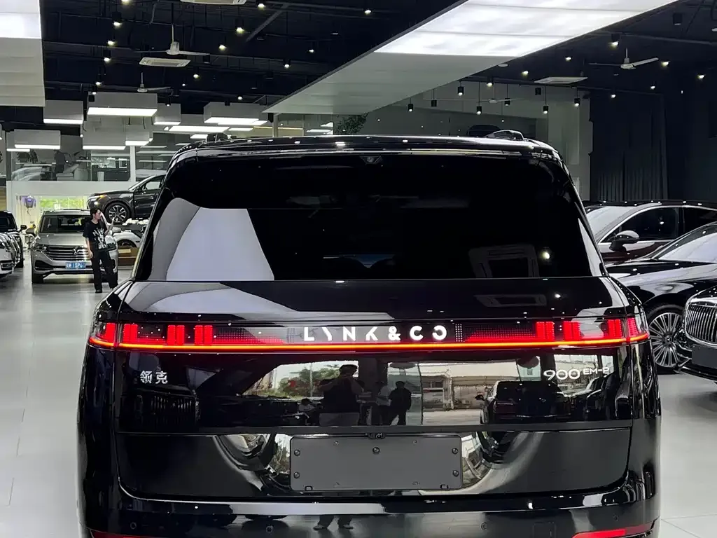 Lynk & Co 900 2025 из CN, фото 8