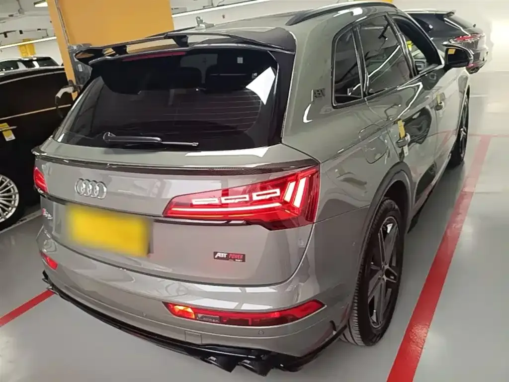 Audi SQ5 2024 из CN, фото 4