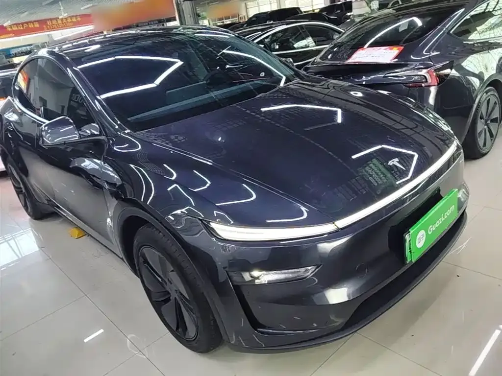 Tesla Model Y 2025 из CN, фото 9