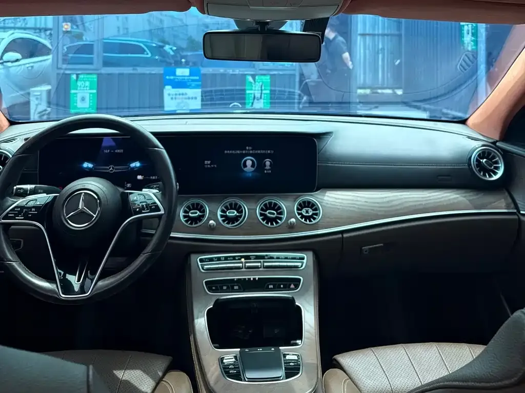 Mercedes-Benz E-Class New Energy 2022 из CN, фото 4
