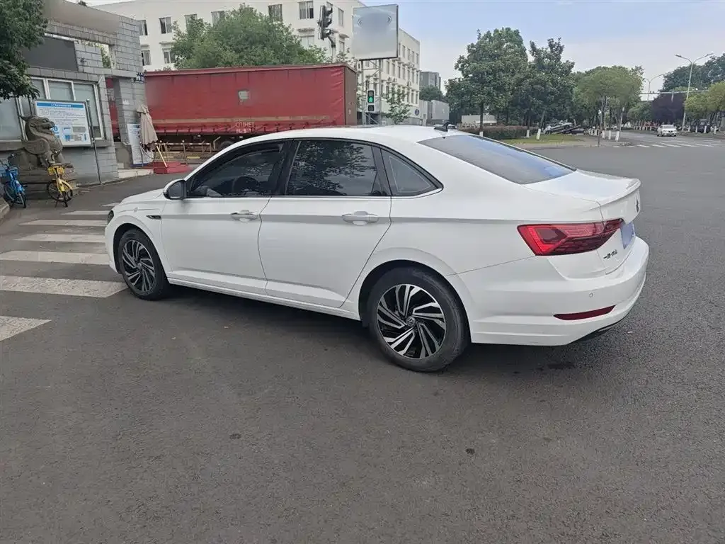 Volkswagen Sagitar 2022 из CN, фото 8