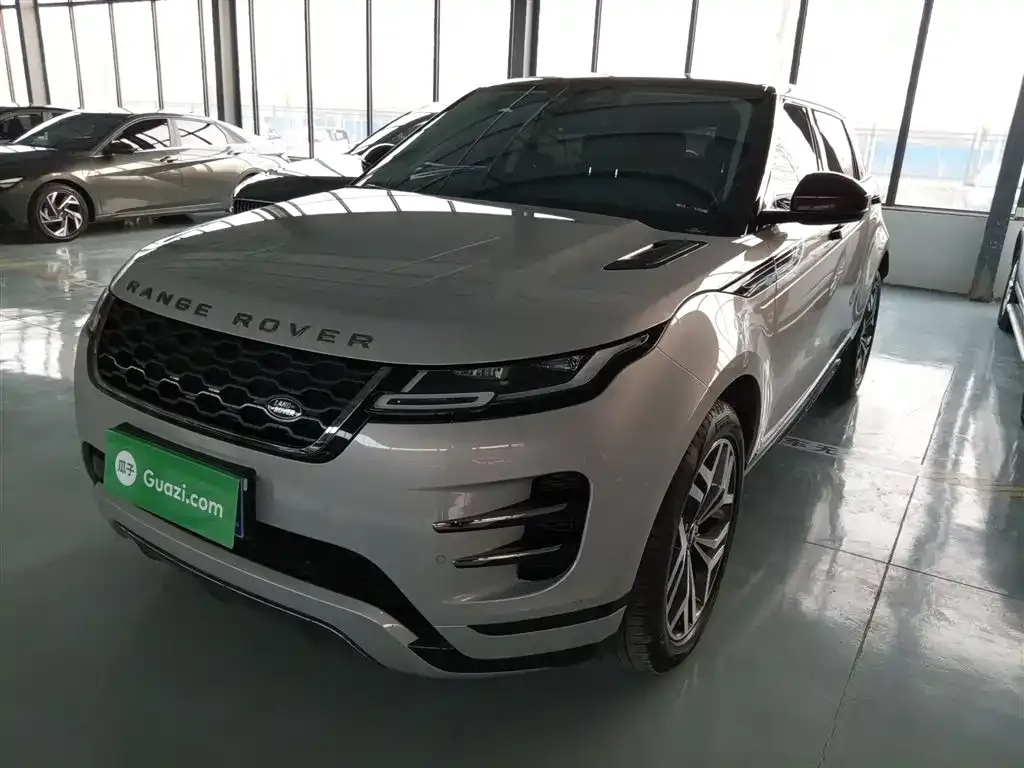 Land Rover Evoque — фото 1