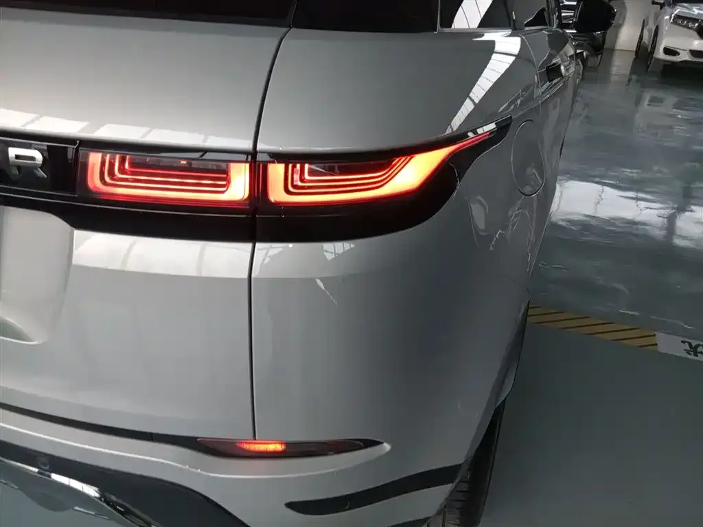 Land Rover Evoque — фото 9