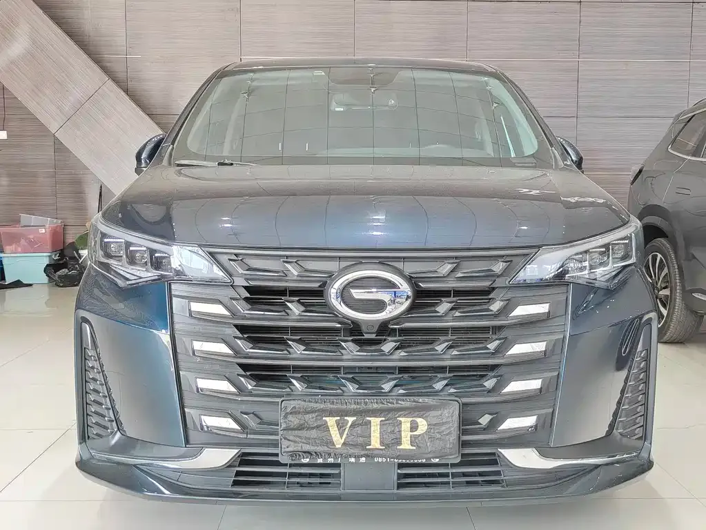 GAC Motor Trumpchi M6 — фото 1