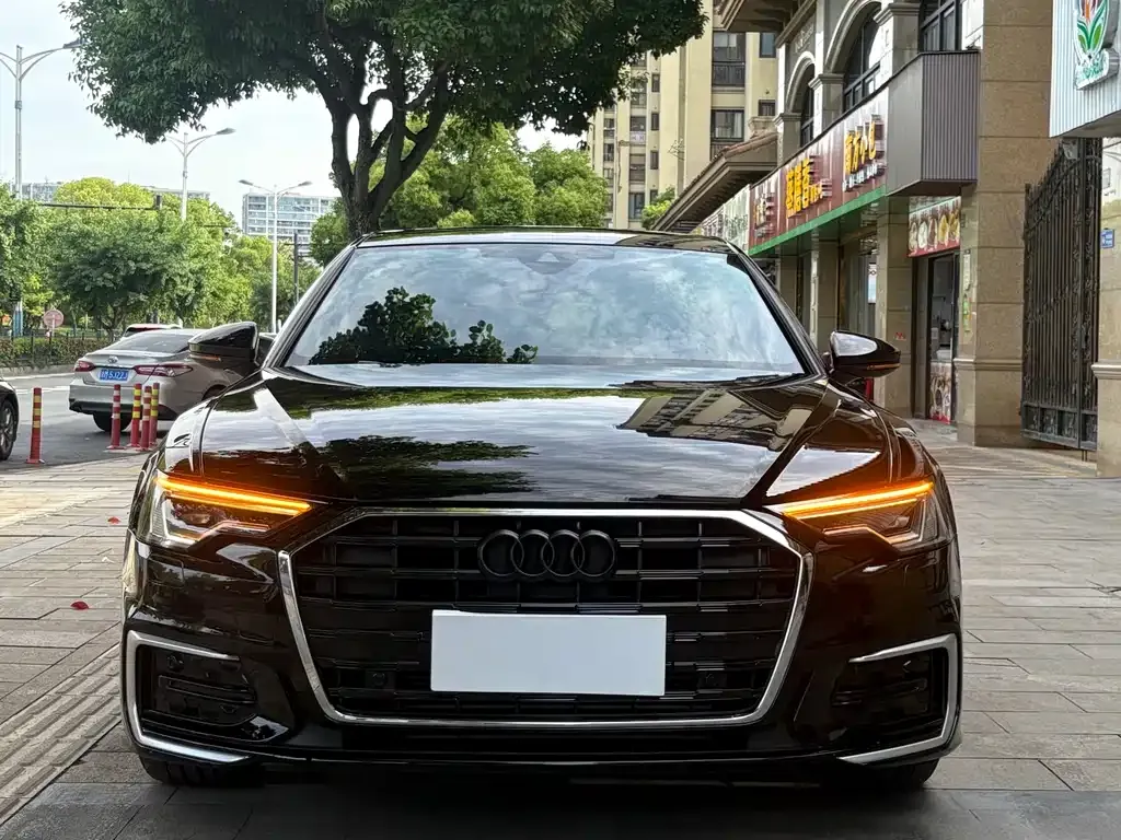 Audi A6L — фото 10