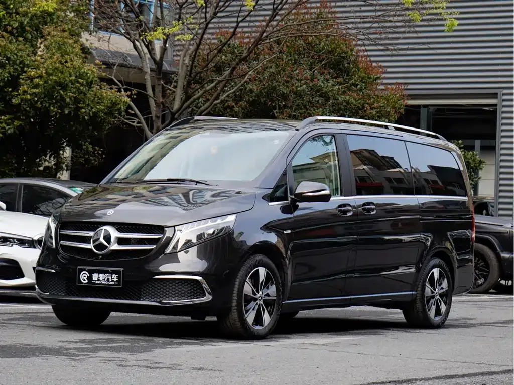Mercedes-Benz V-Class 2023 из CN, фото 1