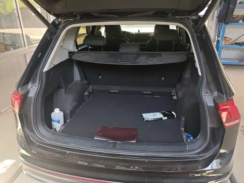 Volkswagen Tiguan L 2023 из CN, фото 3