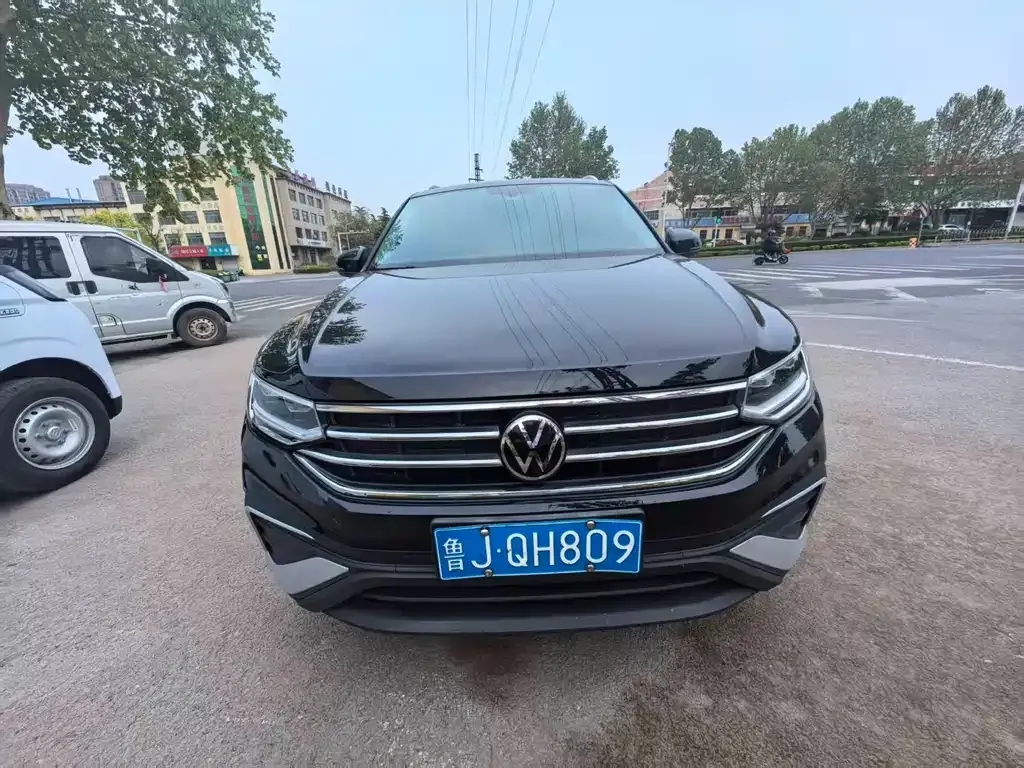 Volkswagen Tiguan L 2023 из CN, фото 7