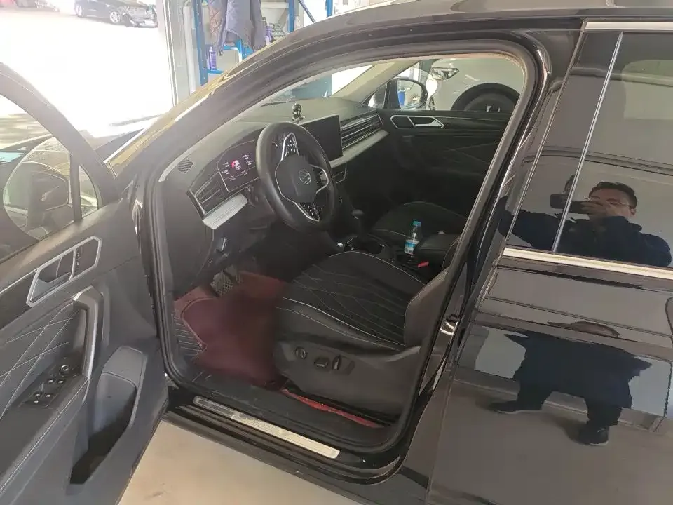 Volkswagen Tiguan L 2023 из CN, фото 6