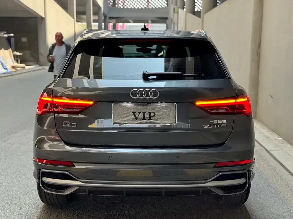 Audi Q3 — фото 5