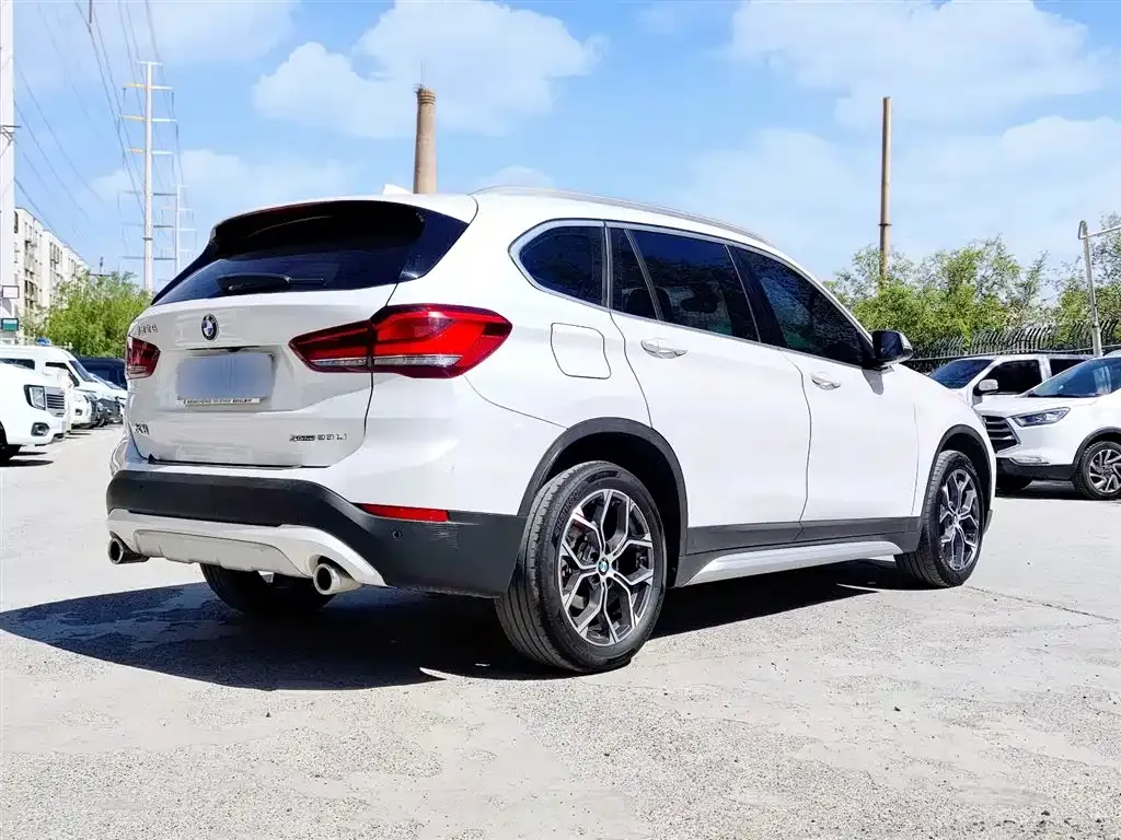 BMW X1 — фото 10