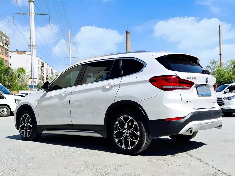BMW X1 — фото 2