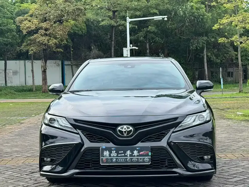 Toyota Camry 2022 из CN, фото 7