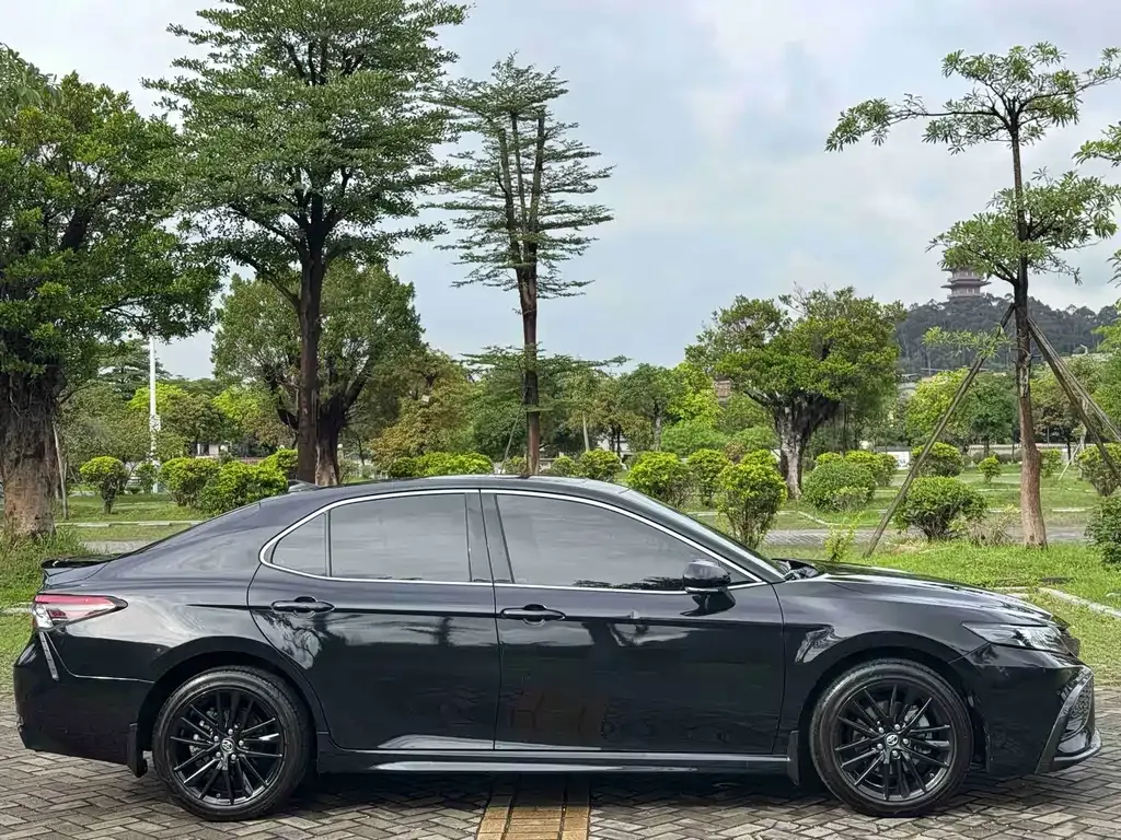 Toyota Camry 2022 из CN, фото 9