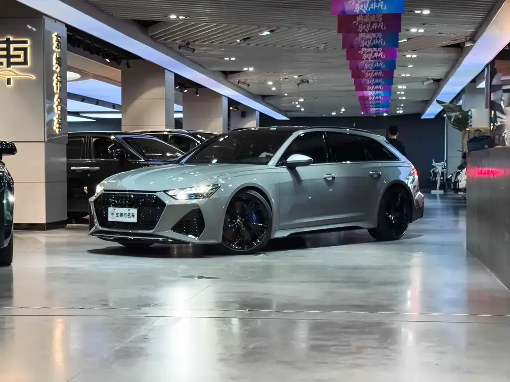 Audi RS 6 — фото 1