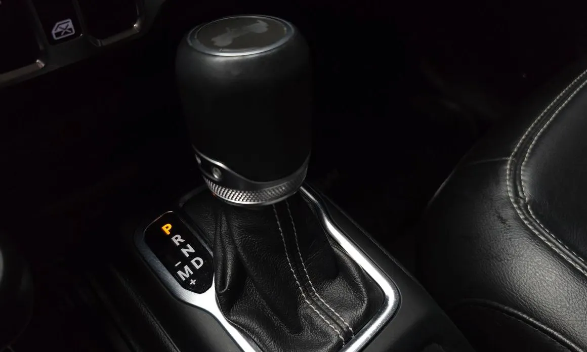 Jeep Wrangler 2021 из KR, фото 6