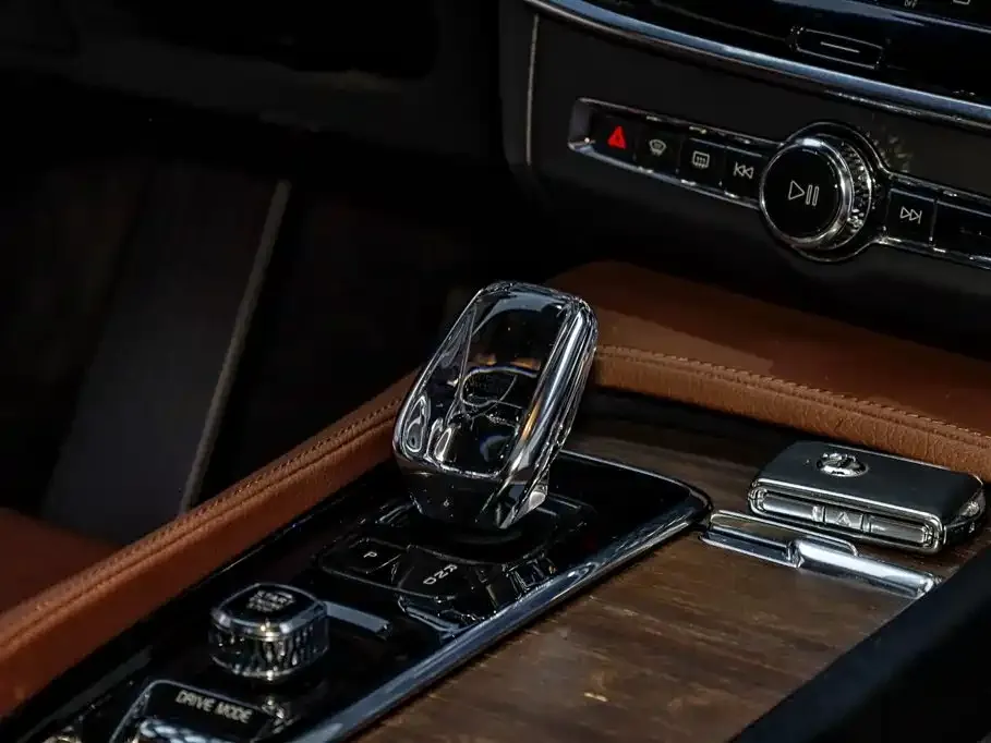 Volvo S90 — фото 2