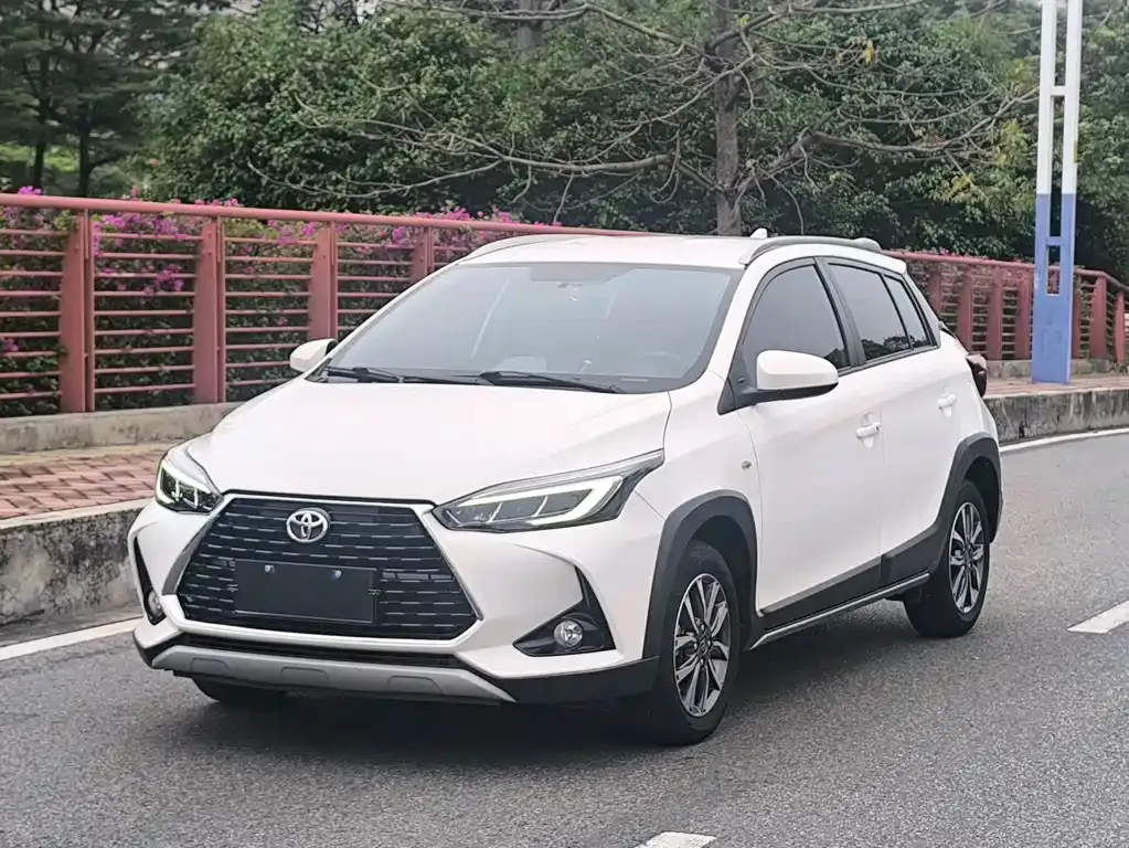 Toyota Yaris L
