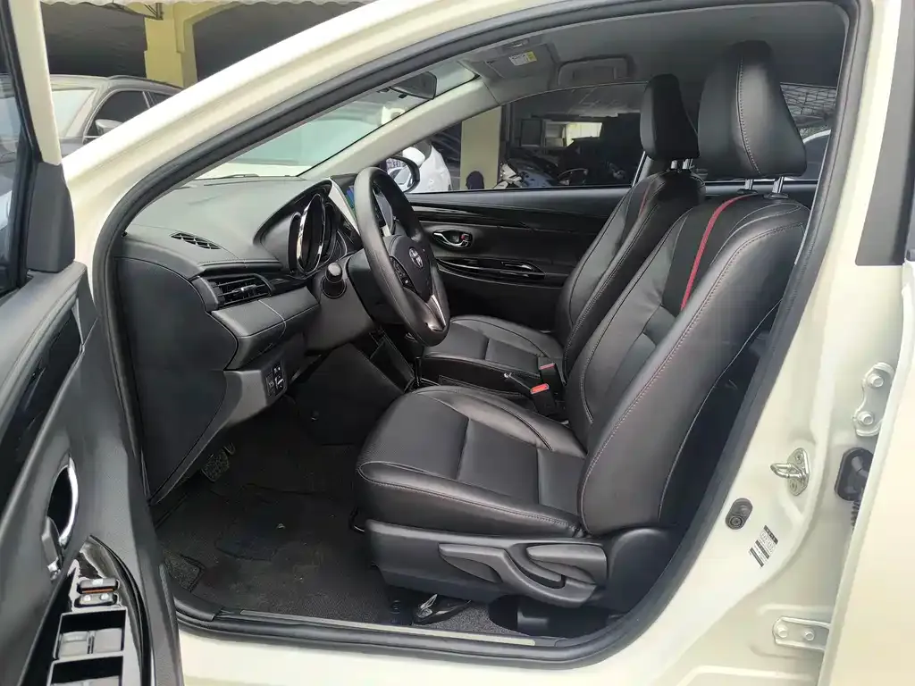 Toyota Yaris L 2022 из CN, фото 3