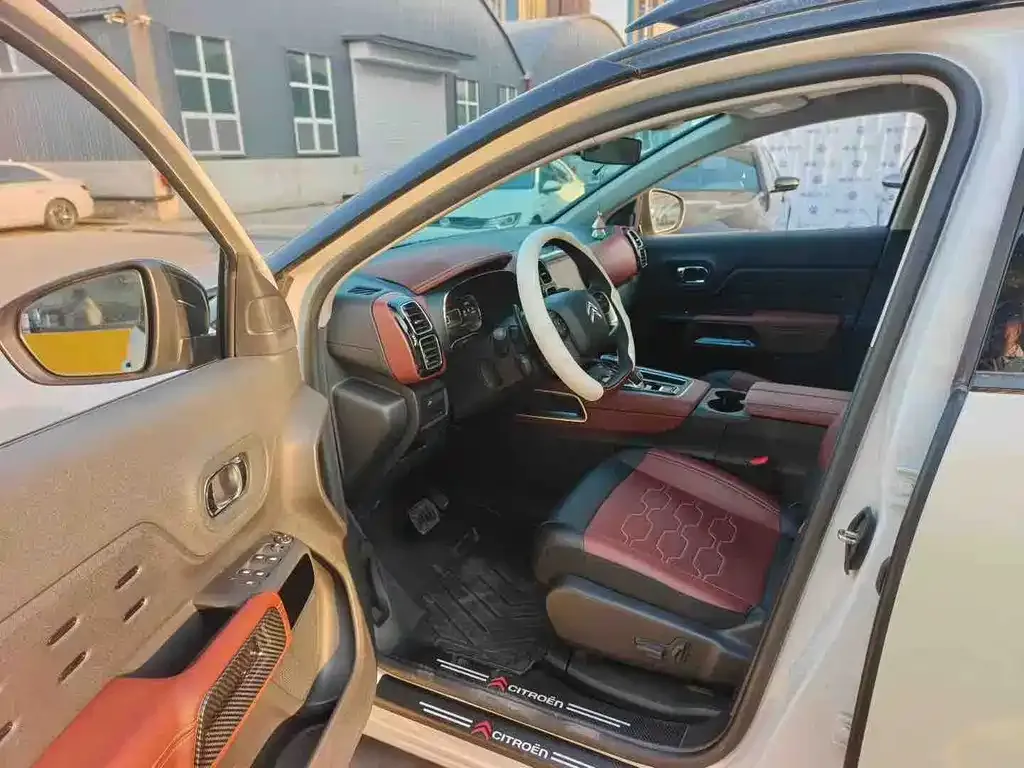 Citroen C5 AIRCROSS 2024 из CN, фото 6
