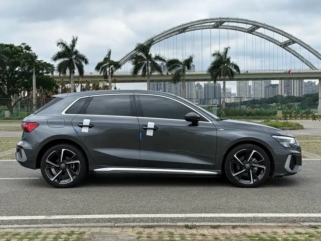Audi A3 2022 из CN, фото 6