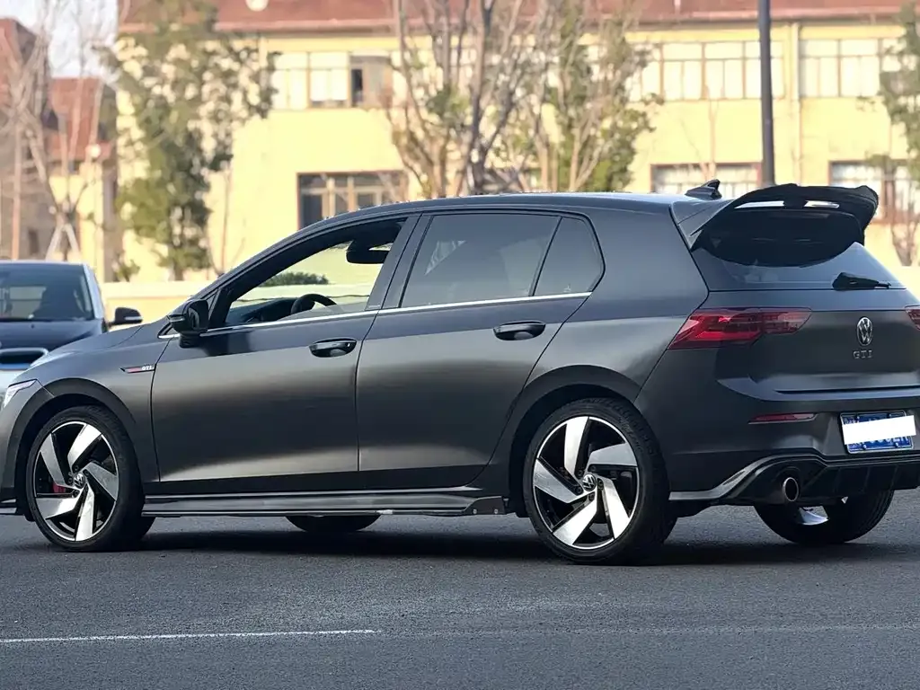 Volkswagen Golf GTI 2023 из CN, фото 9