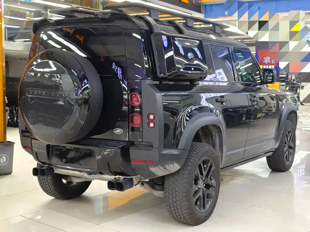 Land Rover Defender — фото 6